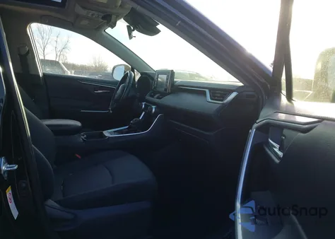 2019 Toyota Rav4 Xle из США, поврежденный, VIN JTMP1RFV4KD012912